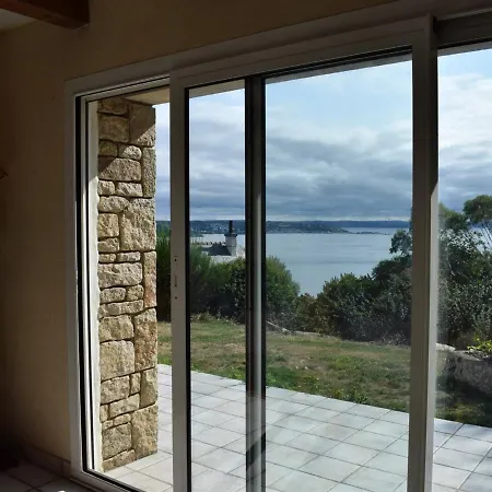 Grande Maison A Avec Wifi, Vue Mer, Jardin Et Bbq, 900m De La Plage, 9 Pers - Fr-1-368-147 Holiday home Trebeurden